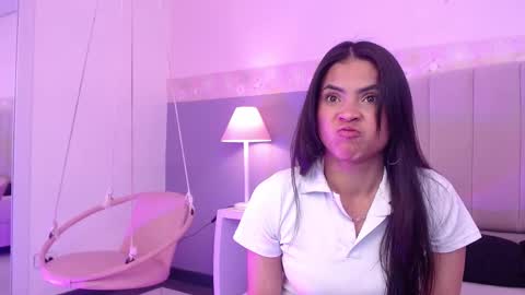 Snapshot of taira_rouse chatting on September 2025 12:21:01 PM Taira online show from September 2025 12:21:01 PM