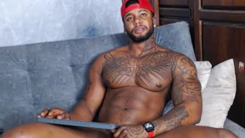 Tairon Tucke online show from January 2025 11:45:01 PM