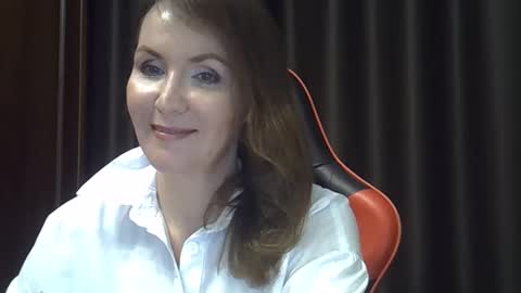 Snapshot of taisialucky77 chatting on October 2025 06:50:01 PM taisialucky77 online show from October 2025 06:50:01 PM