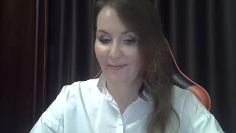 Snapshot of taisialucky77 chatting on October 2025 02:50:01 PM taisialucky77 online show from October 2025 02:50:01 PM