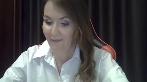 Snapshot of taisialucky77 chatting on October 2025 05:24:02 PM taisialucky77 online show from October 2025 05:24:02 PM