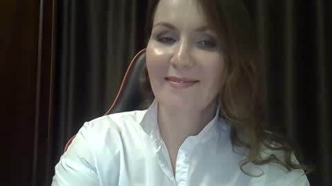taisialucky77 online show from February 2026 05:30:02 PM