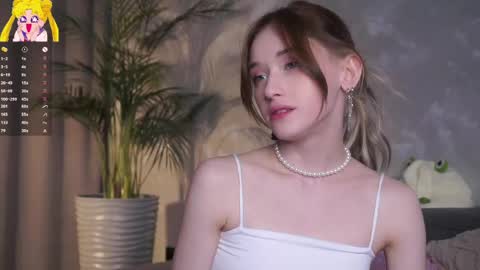 Mia online show from April 2026 02:27:02 AM
