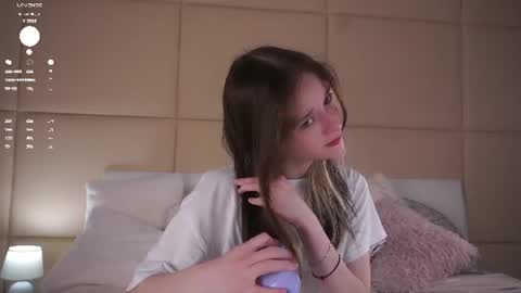 Mia online show from June 2026 06:05:02 AM