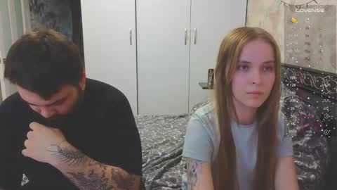 taiti_fox_cub online show from June 2026 04:09:01 PM