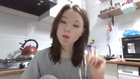 Lily online show from December 2025 03:07:01 PM