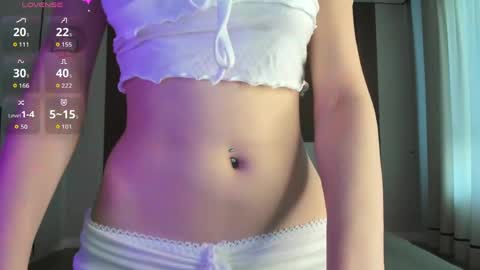 Snapshot of takanasin chatting on May 2026 11:04:02 AM Mia online show from May 2026 11:04:02 AM