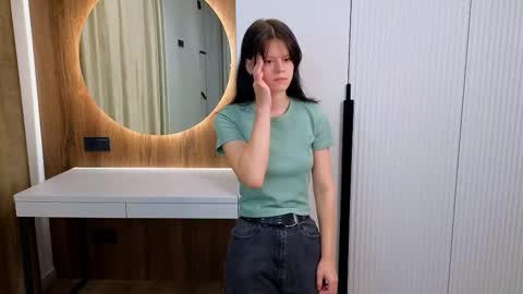 Snapshot of takishalanni chatting on November 2025 01:51:02 AM Sara online show from November 2025 01:51:02 AM