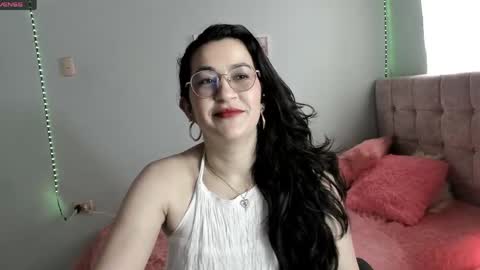 Talia  mia online show from April 2026 01:37:02 PM