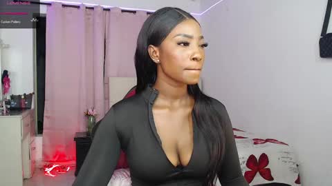 Snapshot of talianamoreno chatting on February 2025 05:38:01 AM taliana modelo independiente online show from February 2025 05:38:01 AM