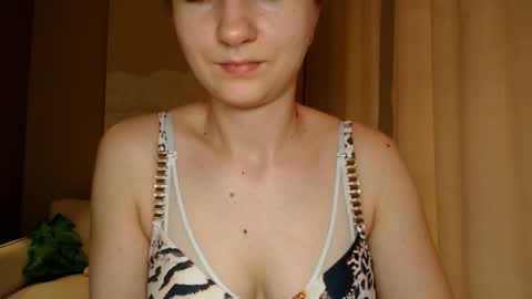 Snapshot of taliiyafiredream chatting on January 2025 12:13:02 PM Kira online show from January 2025 12:13:02 PM
