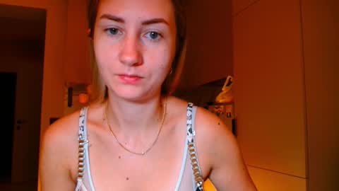  Kira  online show from November 2025 05:40:02 AM