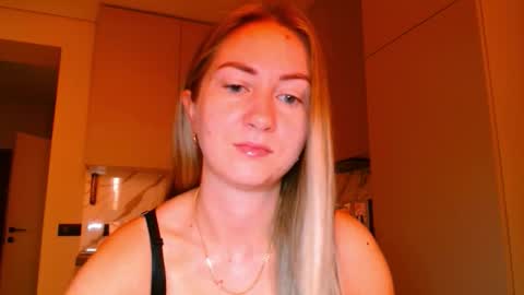  Kira  online show from November 2025 06:02:01 AM