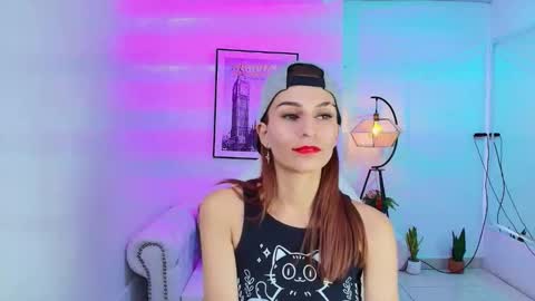 Snapshot of tamara_slimx chatting on January 2025 10:21:02 AM Tamara online show from January 2025 10:21:02 AM