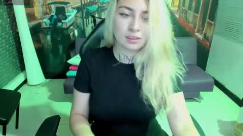 Snapshot of tamara_velezz chatting on March 2026 09:20:02 PM Tamara online show from March 2026 09:20:02 PM