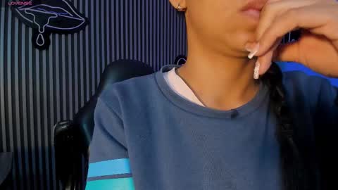 Tamy  online show from January 2026 12:33:02 PM