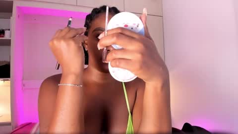 Tami online show from January 2025 11:56:02 AM