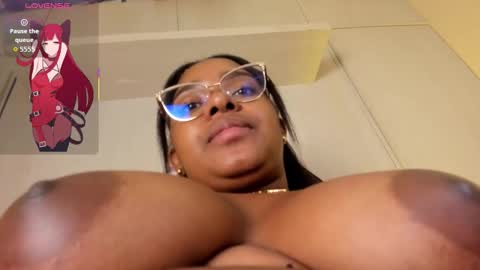 Tami online show from November 2025 09:03:02 PM