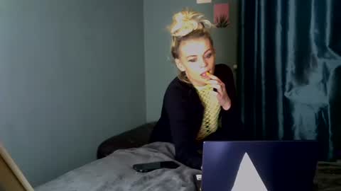 tamesbury online show from March 2026 10:49:02 PM