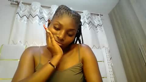Snapshot of tamia538235 chatting on February 2025 03:55:02 AM tamia online show from February 2025 03:55:02 AM