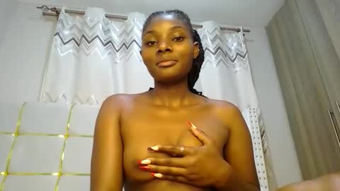 Snapshot of tamia538235 chatting on February 2025 06:33:01 PM tamia online show from February 2025 06:33:01 PM