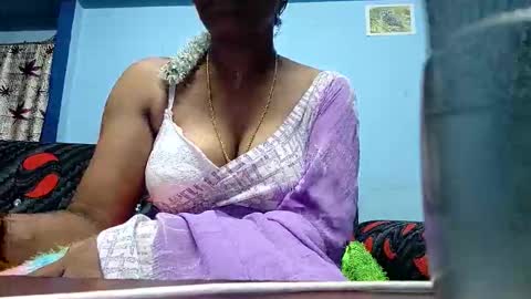 Snapshot of tamilmadhi520 chatting on September 2025 05:58:01 PM tamilmadhi520 online show from September 2025 05:58:01 PM