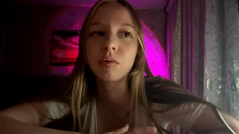 Jenny online show from May 2026 07:08:01 PM
