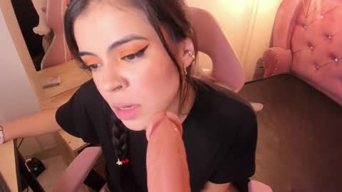 Snapshot of tammy_777 chatting on February 2025 08:37:02 AM TAMMY online show from February 2025 08:37:02 AM