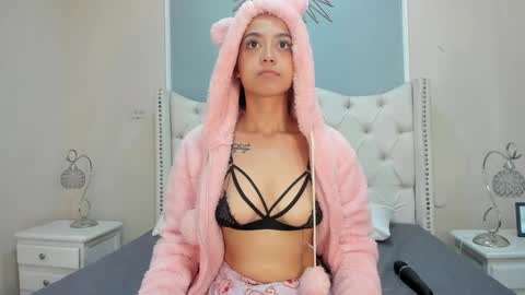 Snapshot of tammy_greyy chatting on December 2024 12:05:02 PM Tammy online show from December 2024 12:05:02 PM