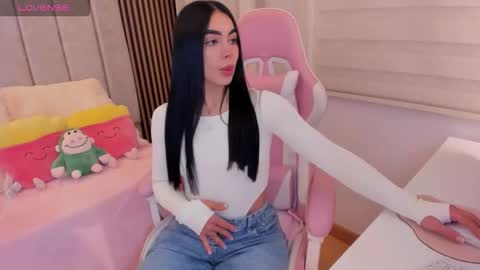 Snapshot of tammy_w chatting on October 2025 06:46:02 PM Tammy online show from October 2025 06:46:02 PM