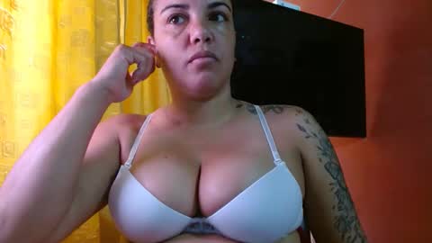 tammymilf_ online show from February 2026 06:12:02 PM