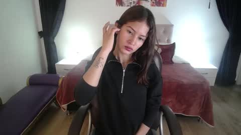 Tamy  online show from March 2025 11:29:02 AM