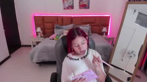 Tamy  online show from June 2026 07:18:02 PM