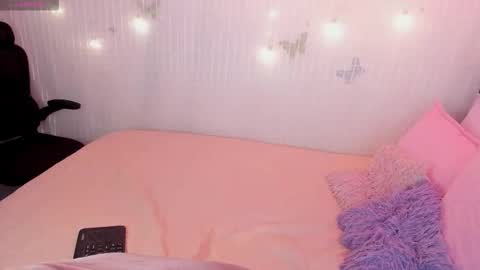 Tamy online show from November 2025 08:48:02 AM