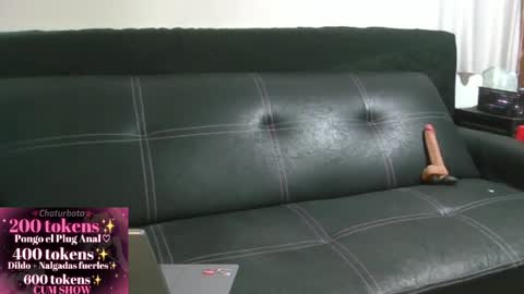 Snapshot of taniacrossmx chatting on March 2026 04:02:02 AM taniacrossmx online show from March 2026 04:02:02 AM