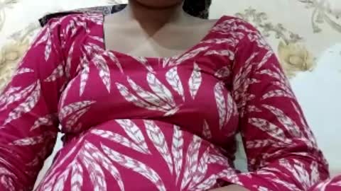 taniya_roy4628 online show from June 2026 02:25:01 AM
