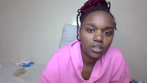 Snapshot of tannia004 chatting on December 2024 06:21:01 AM tania online show from December 2024 06:21:01 AM