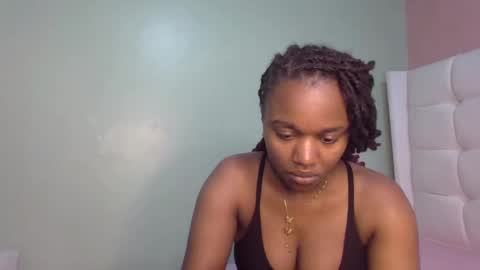 Snapshot of tannia004 chatting on January 2025 06:52:01 PM tania online show from January 2025 06:52:01 PM