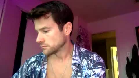 Snapshot of tantrichealing chatting on April 2026 12:43:01 PM Dr. Love online show from April 2026 12:43:01 PM