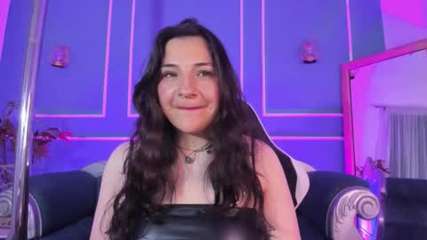 Snapshot of tarataylorr chatting on October 2025 03:07:02 AM Tara online show from October 2025 03:07:02 AM