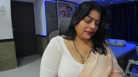 Snapshot of tarivishu23 chatting on December 2024 01:58:02 AM tarivishu23 online show from December 2024 01:58:02 AM