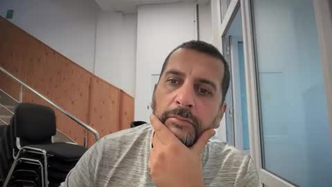 Snapshot of tarkan198 chatting on October 2025 06:45:01 AM tarkan198 online show from October 2025 06:45:01 AM