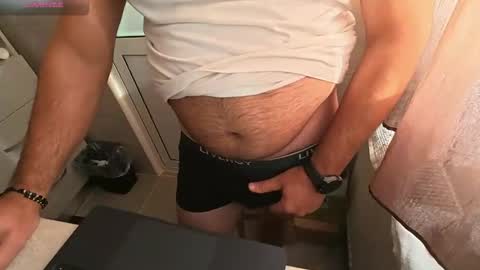 Snapshot of tarkan198 chatting on October 2025 06:54:01 AM tarkan198 online show from October 2025 06:54:01 AM