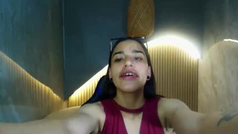 Tash  online show from September 2025 07:48:01 PM