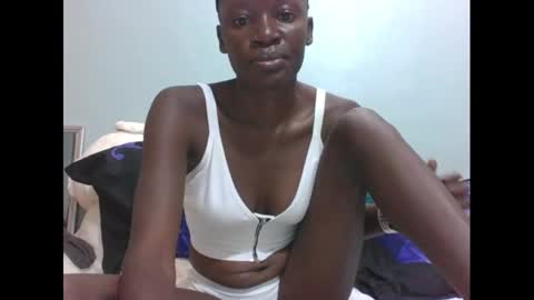 milan online show from December 2024 07:05:02 AM