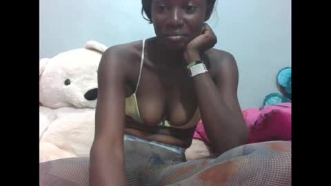 milan online show from January 2025 06:31:01 PM