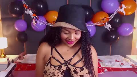 Tasha online show from October 2025 02:12:01 PM