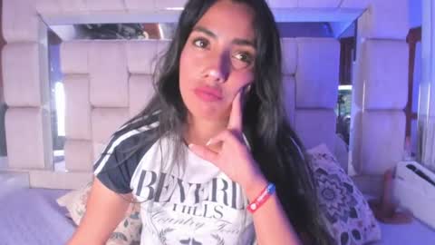 Snapshot of tashi_cute7 chatting on July 2026 04:02:02 PM Tashi online show from July 2026 04:02:02 PM
