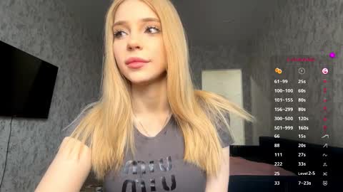 Snapshot of tashinadoncaster chatting on February 2026 07:51:01 AM Viola online show from February 2026 07:51:01 AM