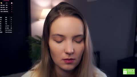 Snapshot of tashinapetitto chatting on October 2025 07:42:02 AM Your Ressie online show from October 2025 07:42:02 AM